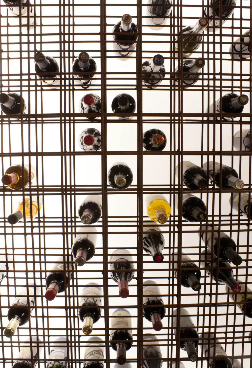 Proyecto De Interiorismo En Residencias | Bodega Con Esencia | 01