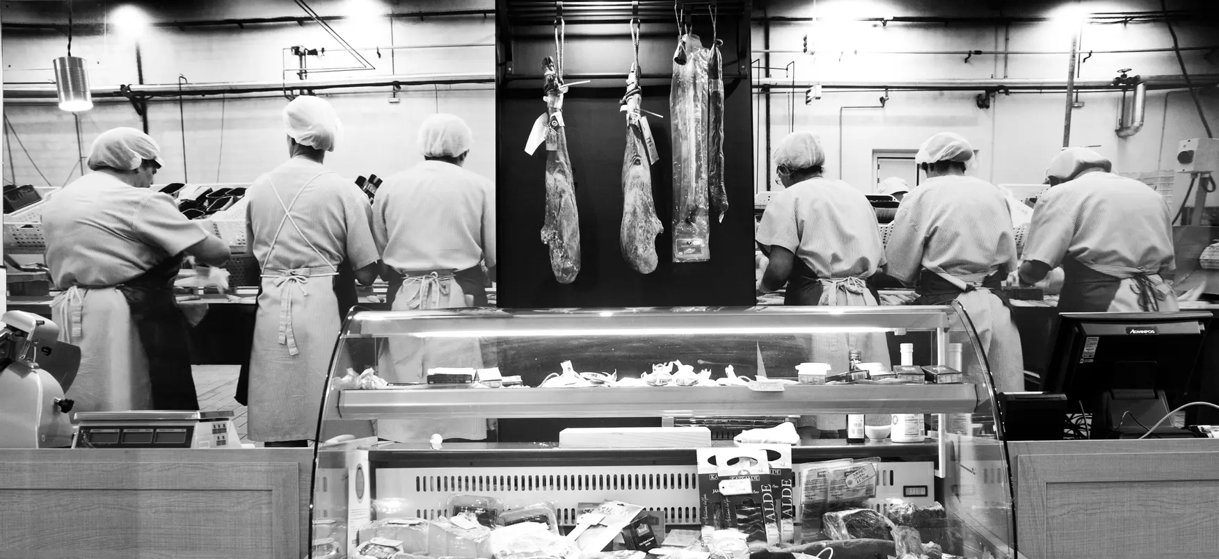 Proyectos De Interiorismo En Locales Comerciales | Arzuma Tienda Gourmet | 04