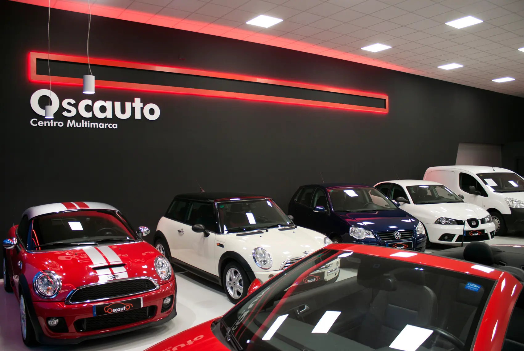 Proyectos De Interiorismo En Locales Comerciales | Concesionario Oscauto | 12