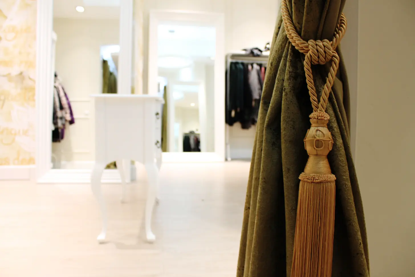 Proyectos De Interiorismo En Locales Comerciales | Matices | 07