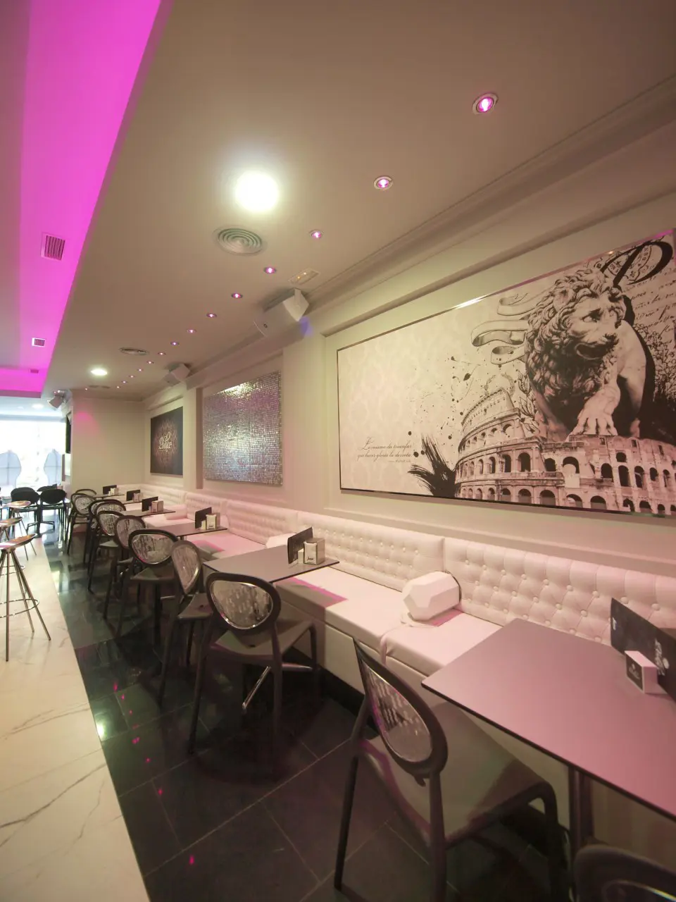 Proyectos De Interiorismo En Locales Comerciales | Palace Coffee & Drinks | 01