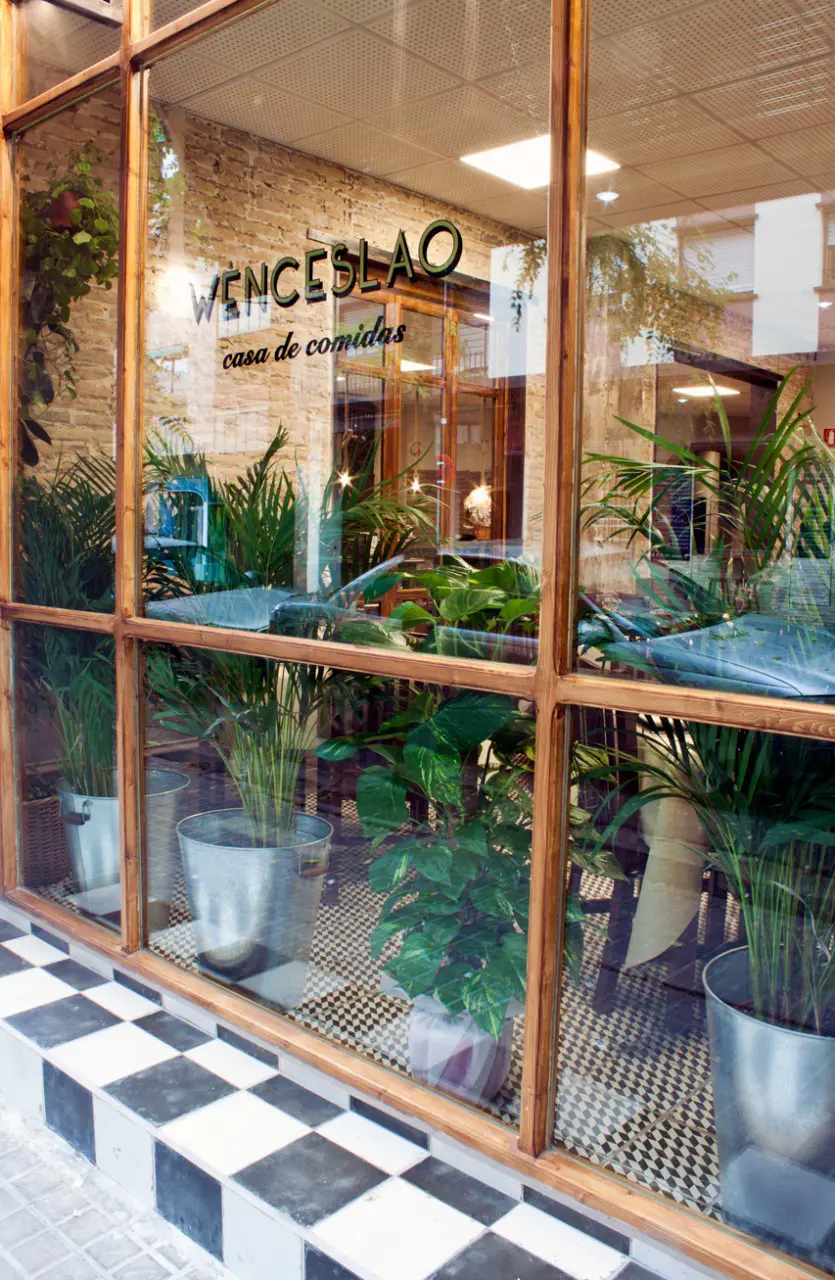 Proyectos De Interiorismo En Locales Comerciales | Wenceslao Casa De Comidas | 02